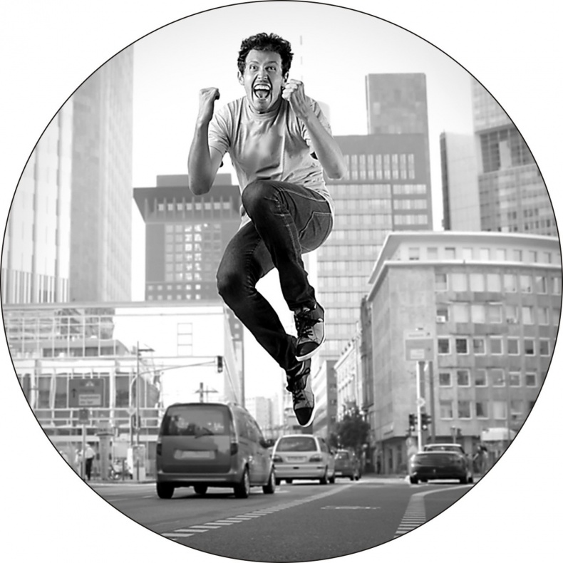 Иллюстрация к книге — Кустари и Рокфеллеры [image9_554c3a72c8936ac01dcc28be_jpg.jpg]