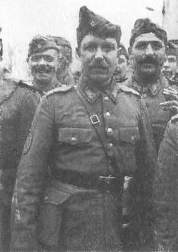 Иллюстрация к книге — Казаки. Между Гитлером и Сталиным [i_024.jpg]