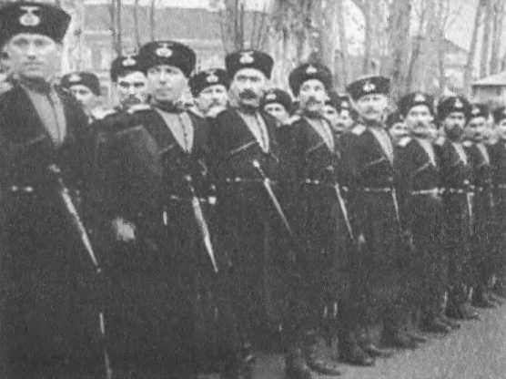 Иллюстрация к книге — Казаки. Между Гитлером и Сталиным [i_086.jpg]