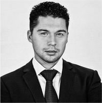 Иллюстрация к книге — Быть бизнес-лидером. 16 историй успеха [i_006.jpg]