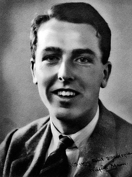 Иллюстрация к книге — Шпионаж и политика. Тайная хрестоматия [i_036.jpg]