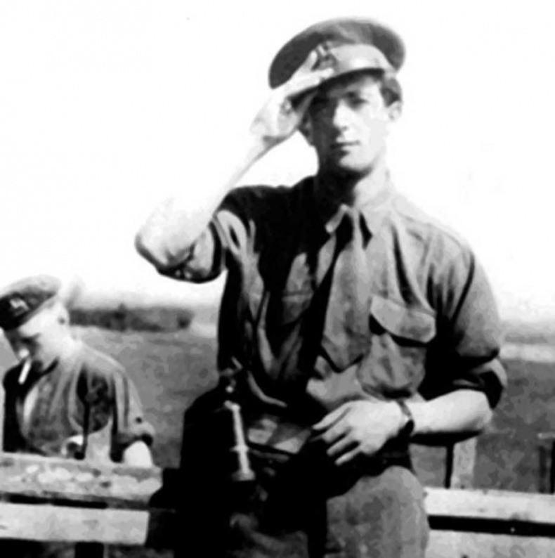 Иллюстрация к книге — Шпионаж и политика. Тайная хрестоматия [i_127.jpg]