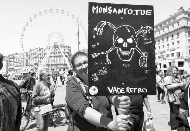 Иллюстрация к книге — Самые сенсационные материалы [_40.jpg]