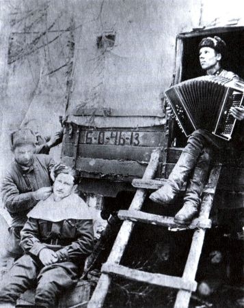 Иллюстрация к книге — От Сталинграда до Днепра [i_016.jpg]