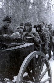 Иллюстрация к книге — От Сталинграда до Днепра [i_026.jpg]