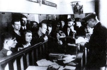 Иллюстрация к книге — От Сталинграда до Днепра [i_041.jpg]