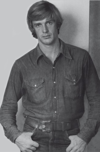 Иллюстрация к книге — Александр Абдулов. Хочу остаться легендой [i_010.jpg]