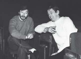 Иллюстрация к книге — Александр Абдулов. Хочу остаться легендой [i_030.jpg]