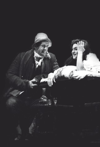 Иллюстрация к книге — Александр Абдулов. Хочу остаться легендой [i_039.jpg]