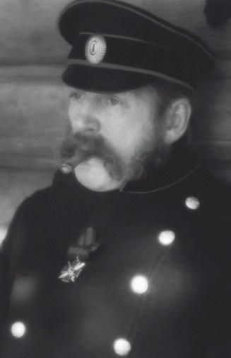 Иллюстрация к книге — Александр Абдулов. Хочу остаться легендой [i_051.jpg]