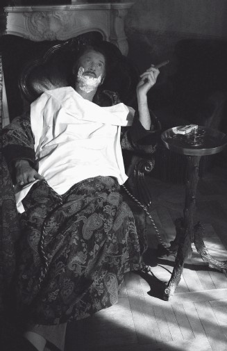 Иллюстрация к книге — Александр Абдулов. Хочу остаться легендой [i_065.jpg]