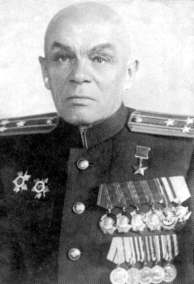 Иллюстрация к книге — Диверсанты. Легенда Лубянки - Павел Судоплатов [i_013.jpg]