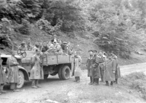 Иллюстрация к книге — Диверсанты. Легенда Лубянки - Павел Судоплатов [i_029.jpg]