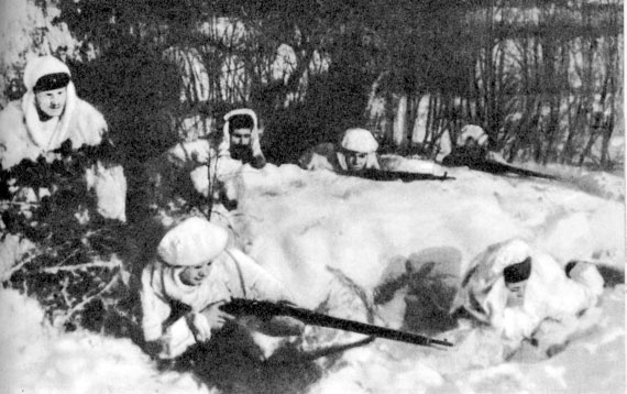 Иллюстрация к книге — Диверсанты. Легенда Лубянки - Павел Судоплатов [i_030.jpg]