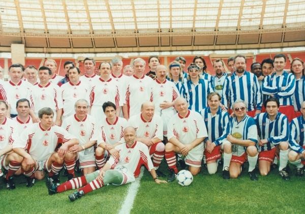 Иллюстрация к книге — Больше, чем футбол. Правдивая история: взгляд изнутри на спорт №1 [_13.jpg]