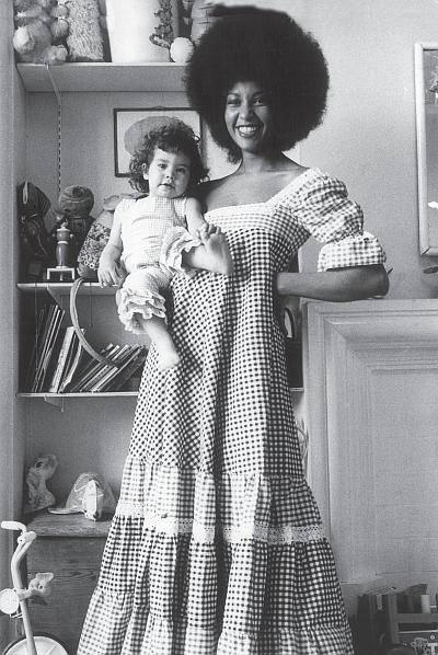 Иллюстрация к книге — Мик Джаггер. Великий и ужасный [_16.jpg]