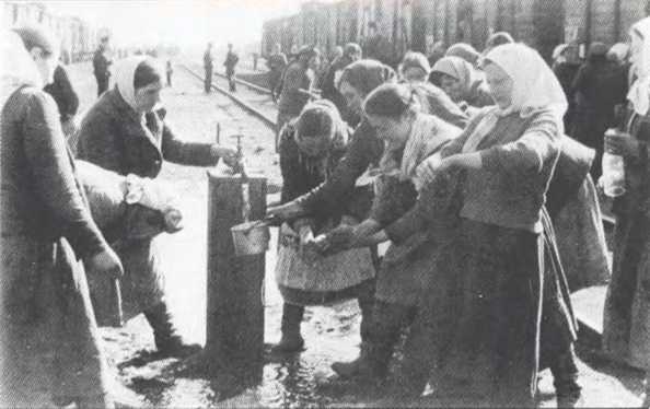 Иллюстрация к книге — Архипелаг OST. Судьба рабов "Третьего рейха" в их свидетельствах, письмах и документах [i_013.jpg]