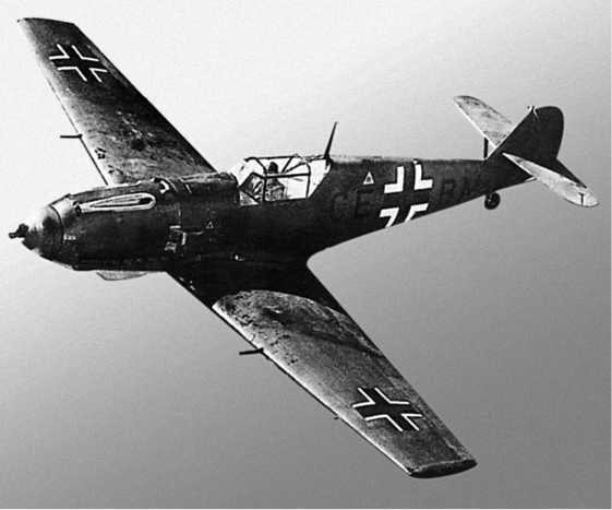 Иллюстрация к книге — Все авиа-шедевры Мессершмитта. Взлет и падение Люфтваффе [i_049.jpg]