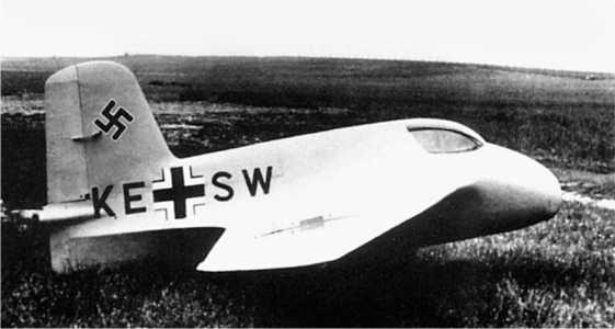 Иллюстрация к книге — Все авиа-шедевры Мессершмитта. Взлет и падение Люфтваффе [i_072.jpg]