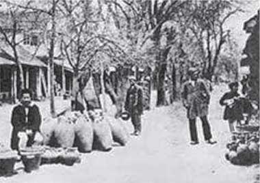 Иллюстрация к книге — С секундантами и без… Убийства, которые потрясли Россию. Грибоедов, Пушкин, Лермонтов [i_013.jpg]