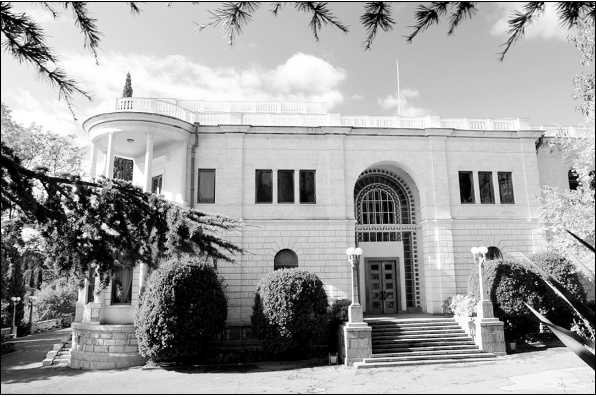 Иллюстрация к книге — Госдачи Крыма. История создания правительственных резиденций и домов отдыха в Крыму. Правда и вымысел [i_030.jpg]