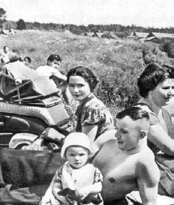 Иллюстрация к книге — Юрий Гагарин. Человек-легенда [i_045.jpg]