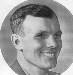 Иллюстрация к книге — Юрий Гагарин. Человек-легенда [i_069.jpg]