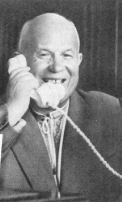 Иллюстрация к книге — Юрий Гагарин. Человек-легенда [i_077.jpg]