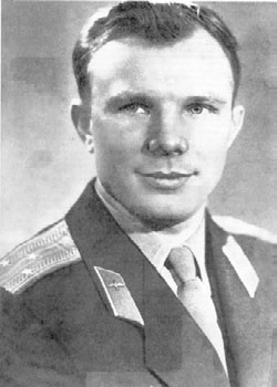 Иллюстрация к книге — Юрий Гагарин. Человек-легенда [i_144.jpg]