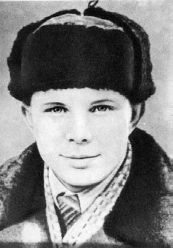 Иллюстрация к книге — Юрий Гагарин. Человек-легенда [i_171.jpg]