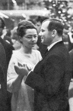 Иллюстрация к книге — Юрий Гагарин. Человек-легенда [i_177.jpg]