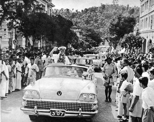 Иллюстрация к книге — Юрий Гагарин. Человек-легенда [i_183.jpg]