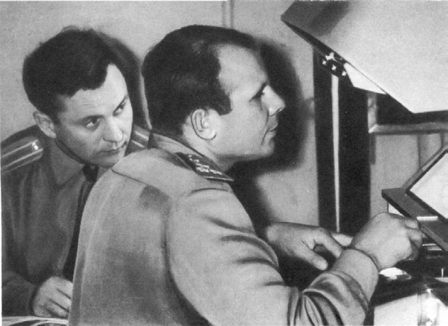 Иллюстрация к книге — Юрий Гагарин. Человек-легенда [i_227.jpg]