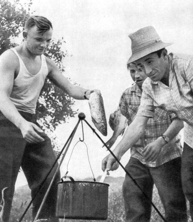 Иллюстрация к книге — Юрий Гагарин. Человек-легенда [i_228.jpg]