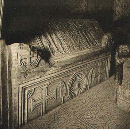 Иллюстрация к книге — Государственные и духовные лидеры [i_009.jpg]