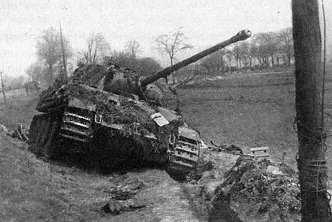 Иллюстрация к книге — Танковые рейды 1941-1945 [i_044.jpg]