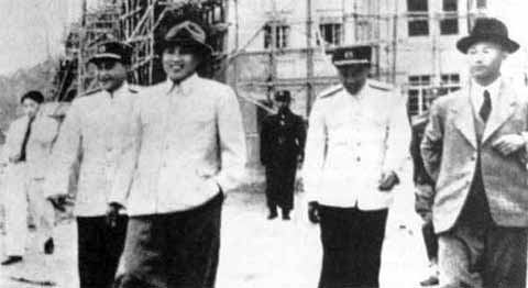 Иллюстрация к книге — Ким Ир Сен [i_036.jpg]