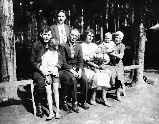 Иллюстрация к книге — Неужели это я?! Господи... [i_006.jpg]