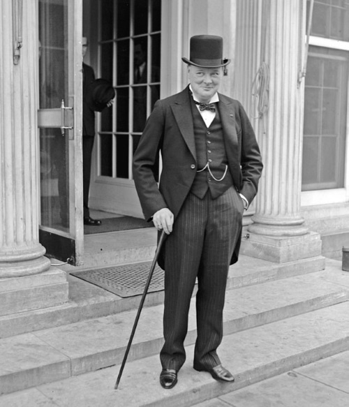 Иллюстрация к книге — Войны прошлого и будущего [i_078.jpg]