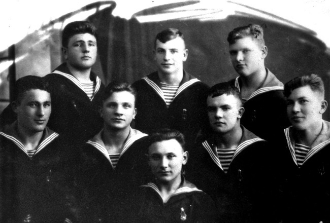 Иллюстрация к книге — Тайные операции военной разведки [i_004.jpg]