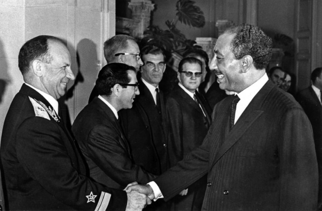 Иллюстрация к книге — Тайные операции военной разведки [i_006.jpg]