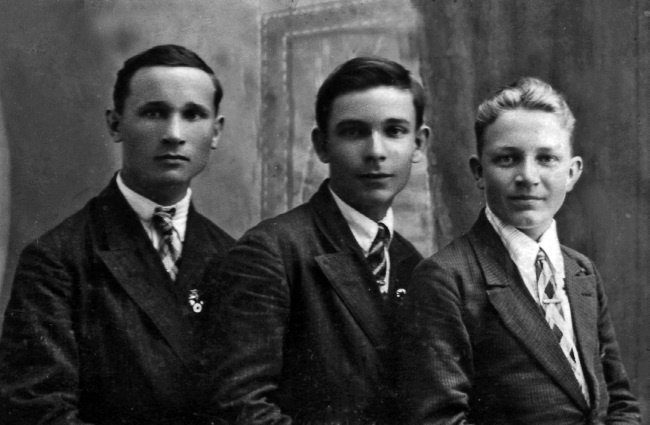 Иллюстрация к книге — Тайные операции военной разведки [i_020.jpg]