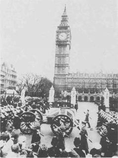 Иллюстрация к книге — Черчилль [pic_36.jpg]