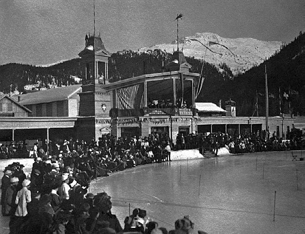 Иллюстрация к книге — Мой муж - Сальвадор Дали [i_003.jpg]