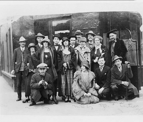 Иллюстрация к книге — Мой муж - Сальвадор Дали [i_012.jpg]