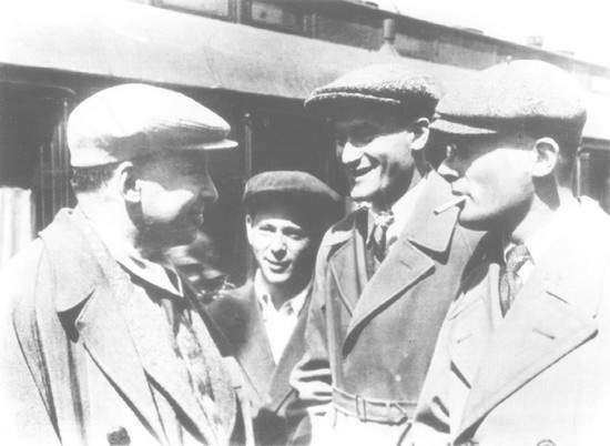 Иллюстрация к книге — Бурная жизнь Ильи Эренбурга [i_010.jpg]