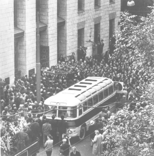 Иллюстрация к книге — Бурная жизнь Ильи Эренбурга [i_027.jpg]