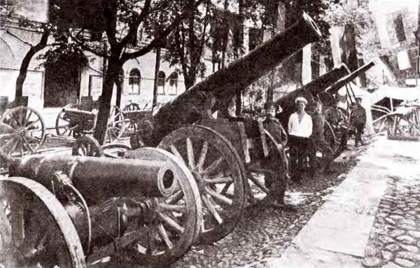 Иллюстрация к книге — Штурм Карпат. Зима 1915 года [i_031.jpg]