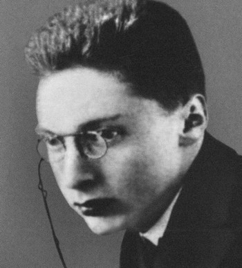 Иллюстрация к книге — Виктор Шкловский [i_012.jpg]