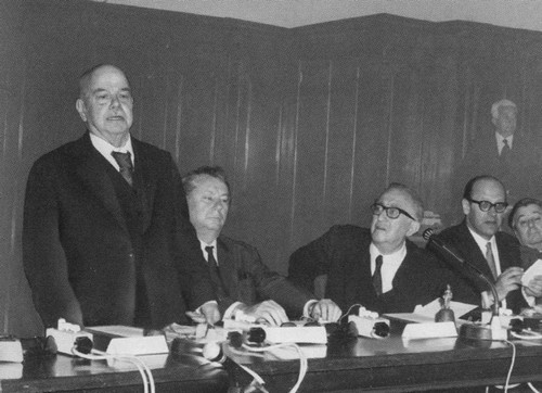 Иллюстрация к книге — Виктор Шкловский [i_048.jpg]